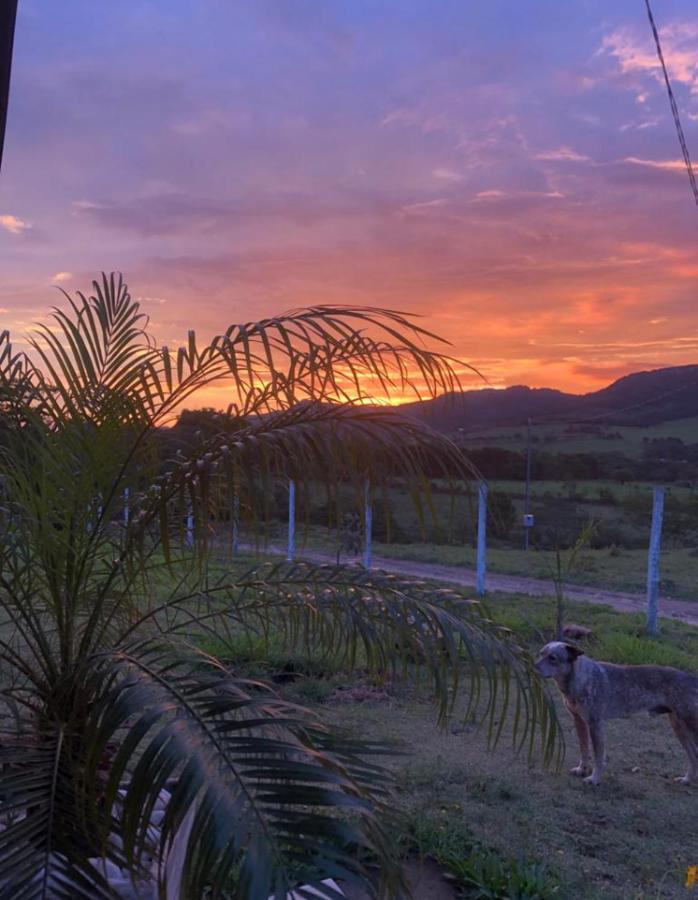 Chales De Horus เซาโตเมตัสเลตราส ภายนอก รูปภาพ